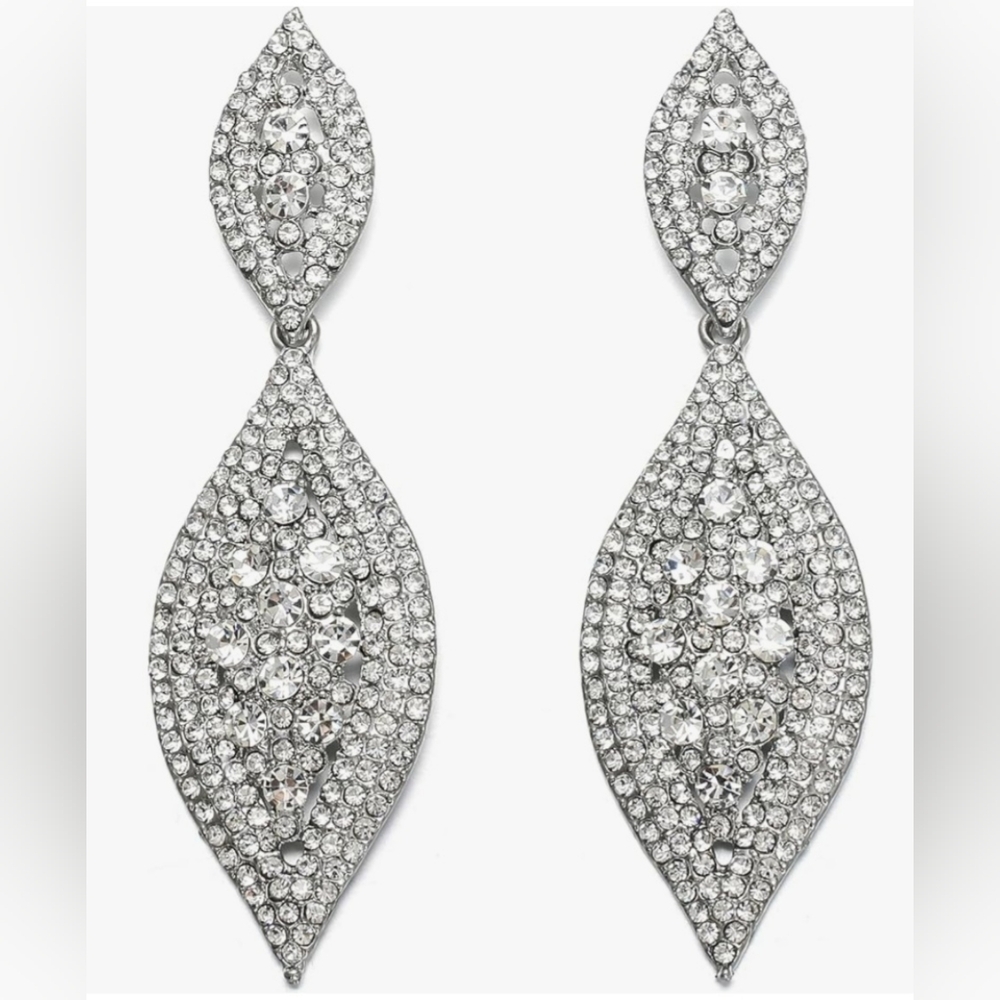 Elegant Silver Drop Earrings J147